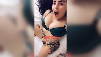 Lucy Loe Pussy Play On Bed Snapchat Premium Porn Videos