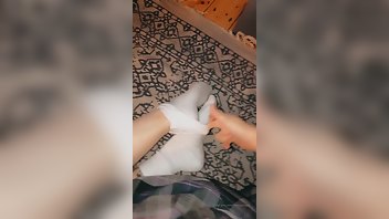 Jessicalousg Socks Coming Off Xxx Onlyfans Porn Video