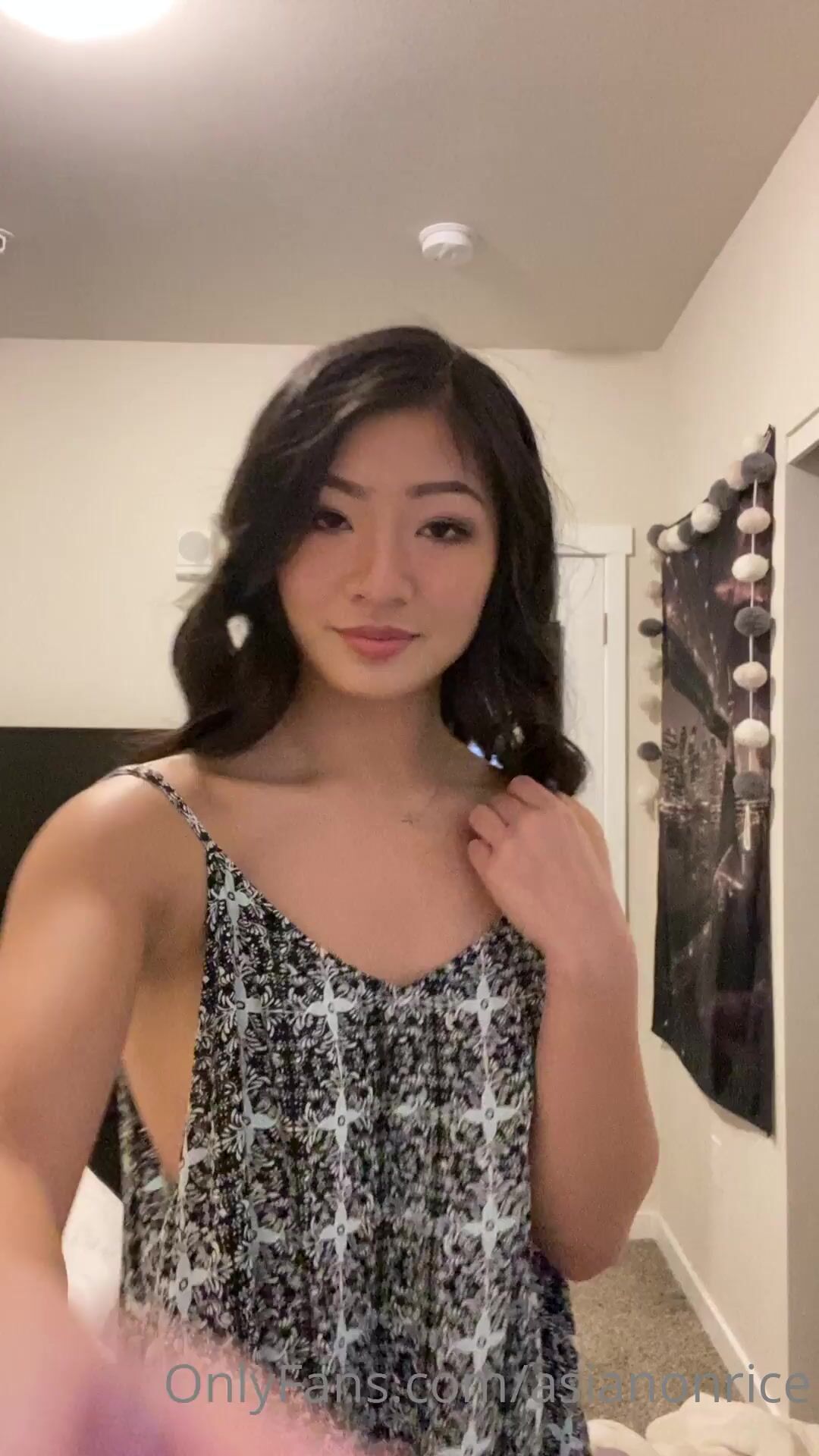 Asianonrice Slipping Into The Summer Xxx Onlyfans Porn Videos