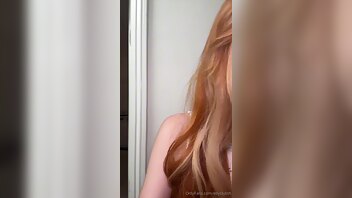 Elly Clutch Nude Lipstick Masturbating Onlyfans Porn Videos