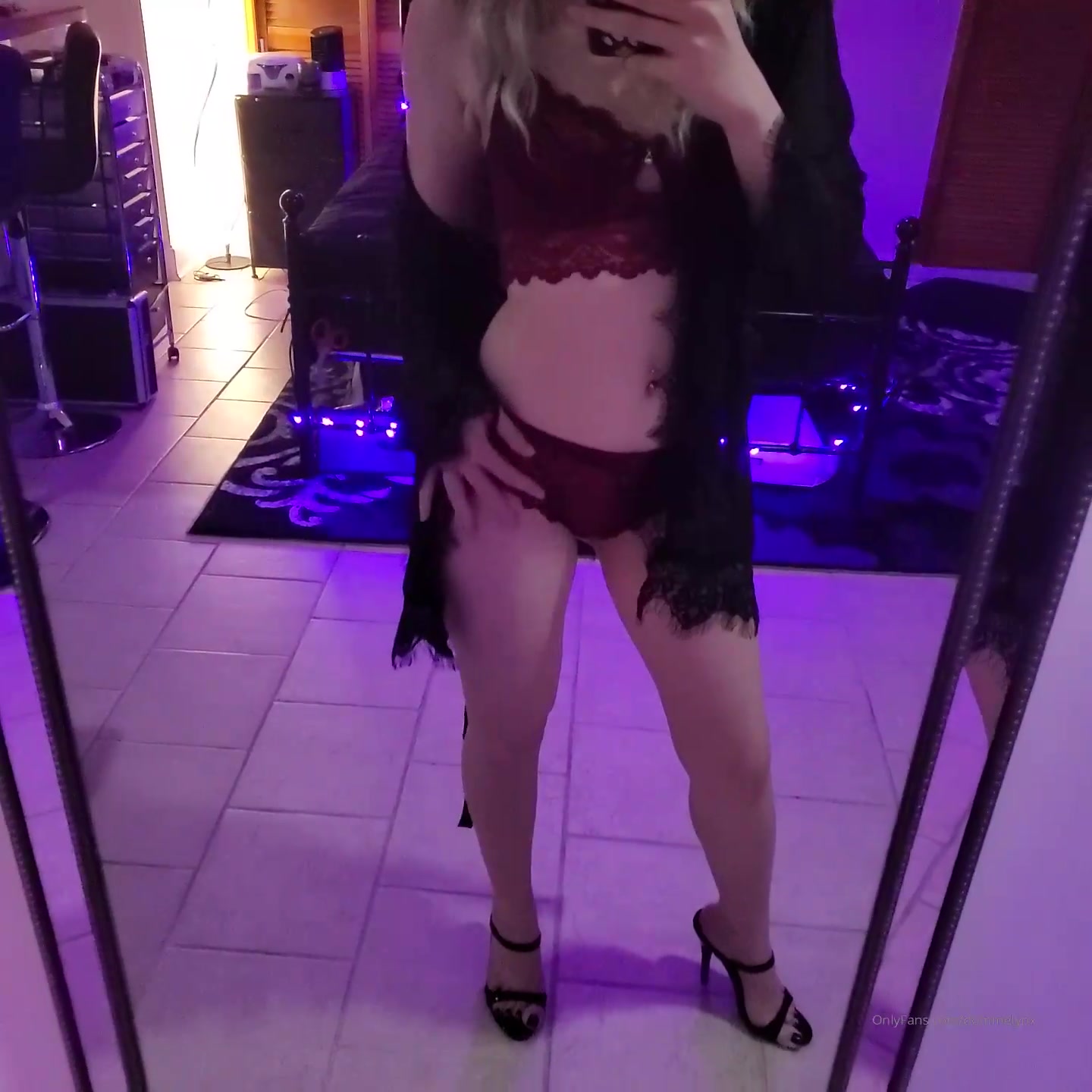 dommelynx (vid) happy monday xxx onlyfans porn videos