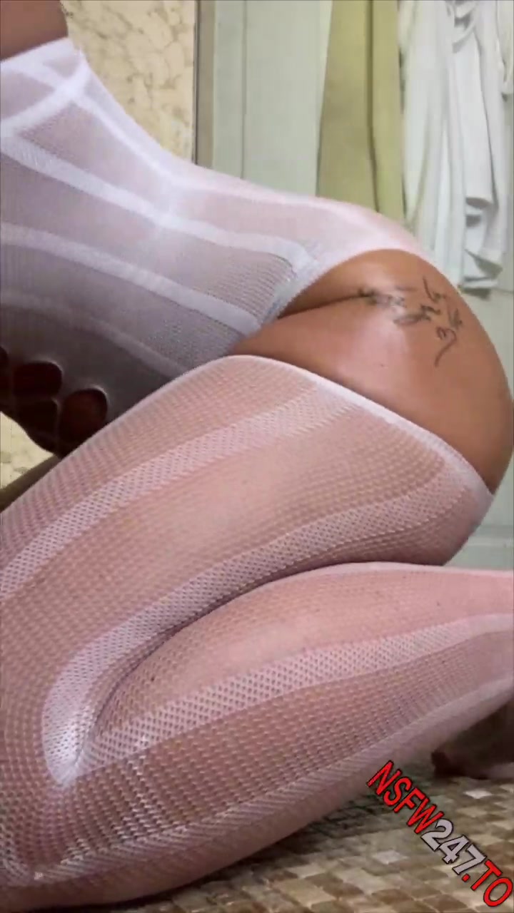 Nadine Kerastas dildo play onlyfans porn videos