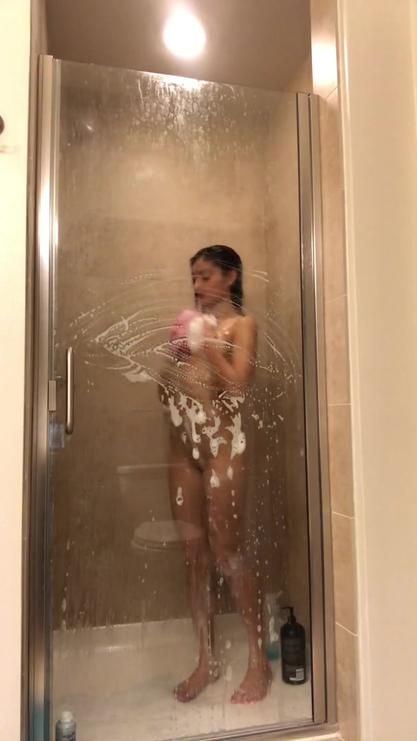 Emily Willis Come shower with me onlyfans porn videos