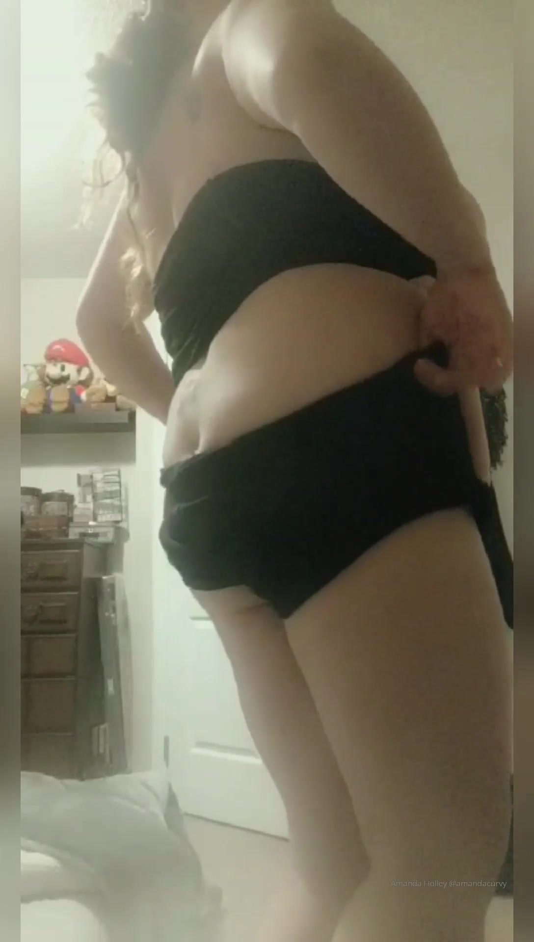 Amanda Holley amandacurvy showing off my curves with little strip. no music.. onlyfans xxx porn