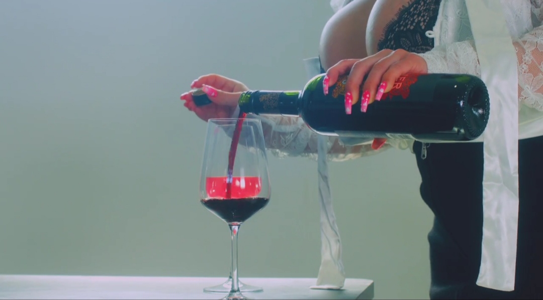 korina kova something in your wine made you cheat(new)