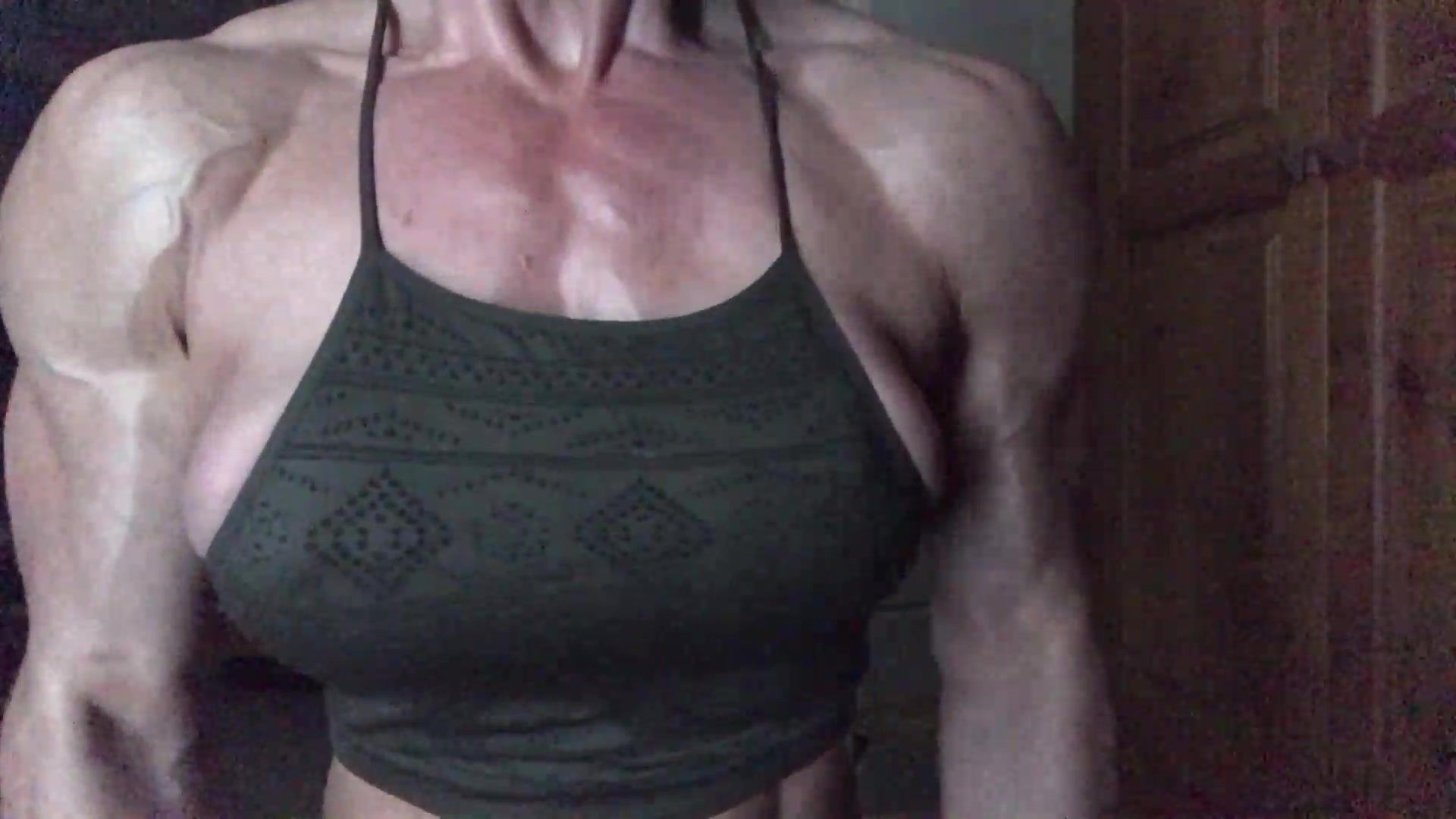 juliepereirapt-31-01-2018-1698807-no_car _no_gym _no_excuses_this_girl_still_gets_her_work_done_and_her_sexy_swole_pump_on xxx onlyfans porn videos