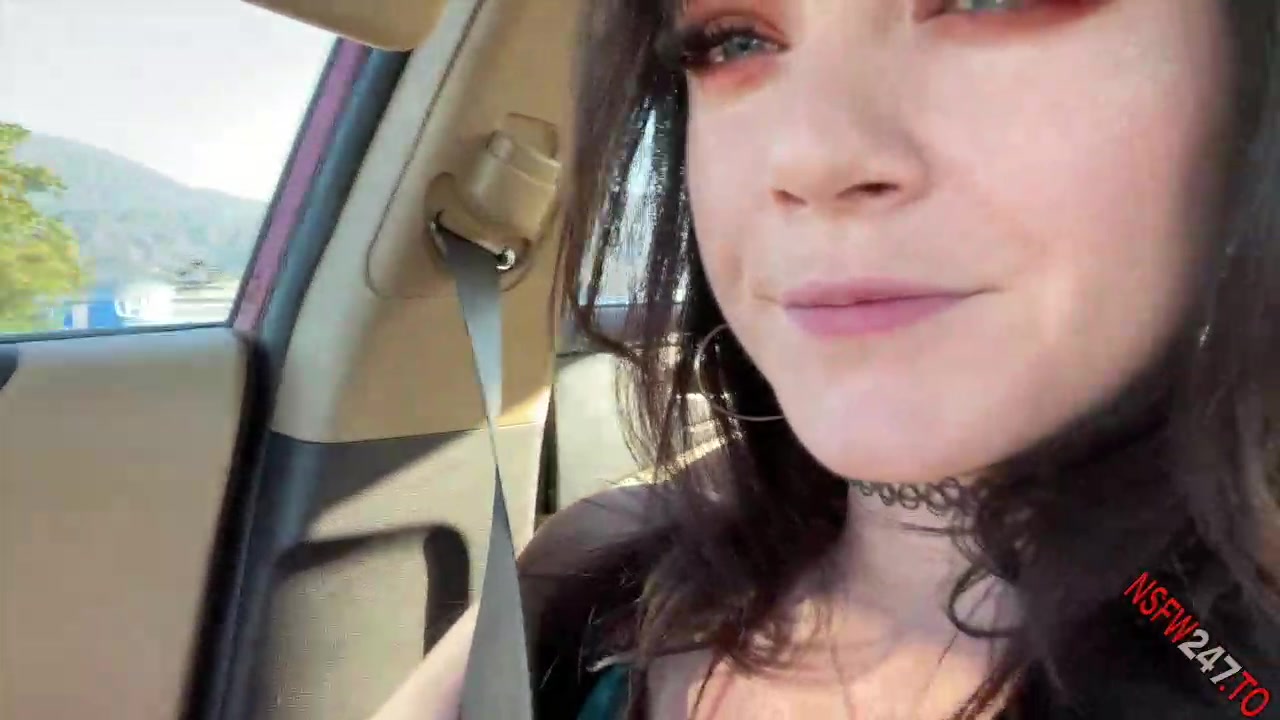 Emily Lynne tease in car onlyfans porn videos