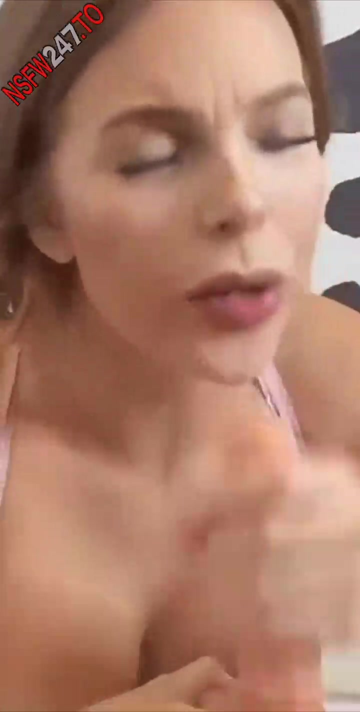 MelRose sucking a dildo snapchat premium porn videos