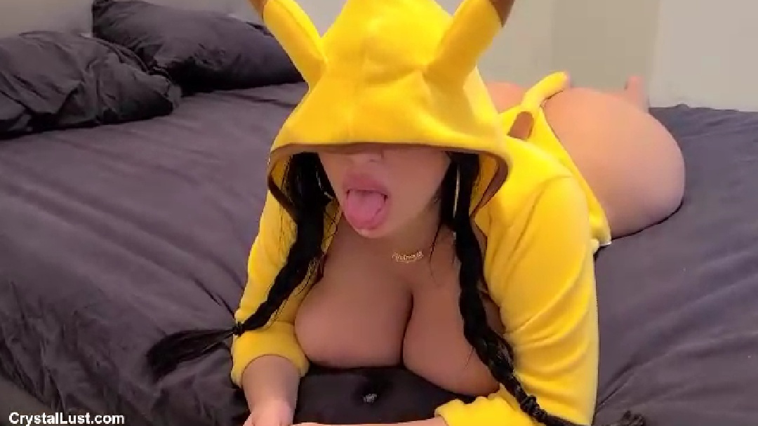 Crystal Lust In Insanely Hot Thick Pikachu Girl Fucks Horny Virgin