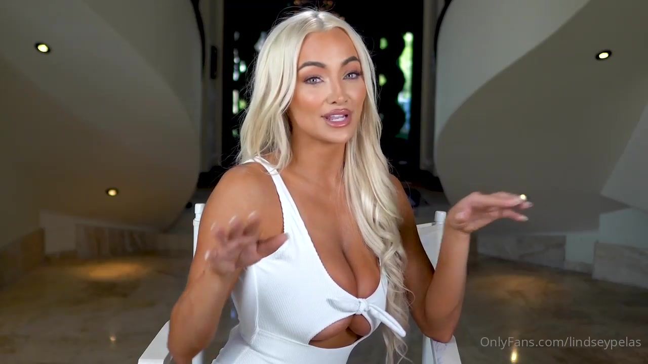 lindseypelas 17 12 2020 MY_2021_GIRL_ON_GIRL_Calendar_Shoot_Behind_the_Scen xxx onlyfans porn