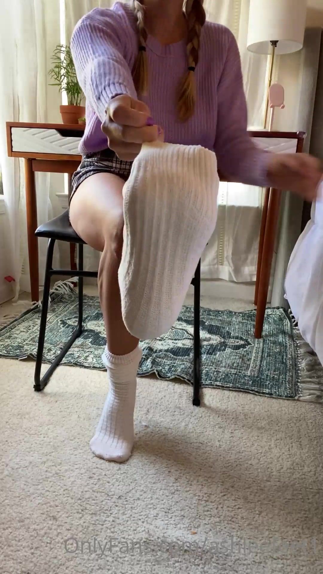 ashleefeet1 Knee high sock removal video plus first look at my ne xxx onlyfans porn