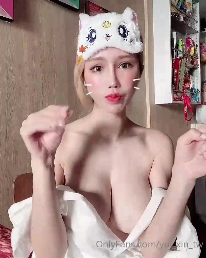 yui_xin_tw 11 11 2020 Babe Do u love me Hi there I'm Yui from Taiwan Taipei xxx onlyfans porn