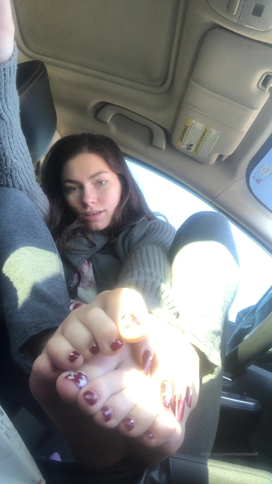 Chroniclove - Public Car Toe Sucking