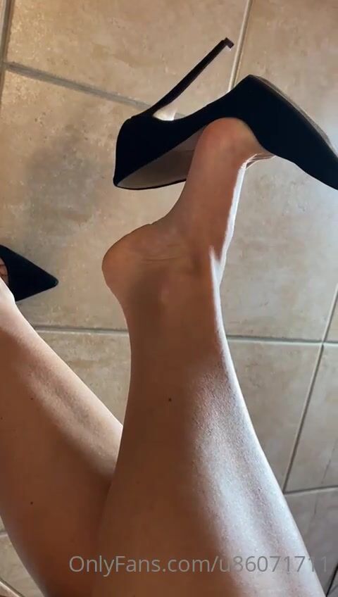 dea_sofeet 18 11 2020 Another hypnotic dangling xxx onlyfans porn