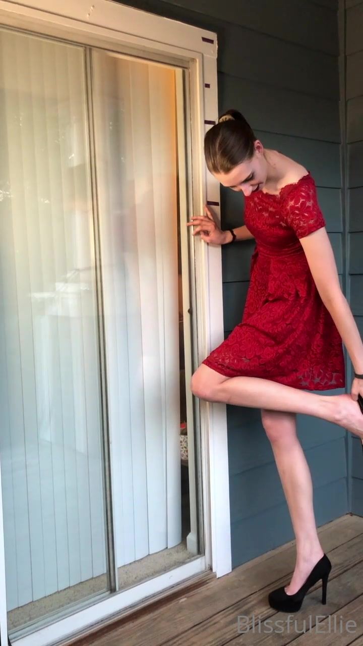 blissfulellie height comparison in new dress heights marked xxx onlyfans porn videos