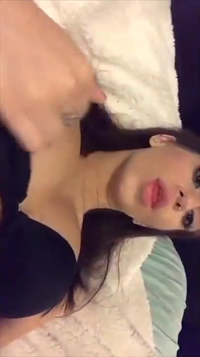 Joseline Kelly bed pussy teasing snapchat free