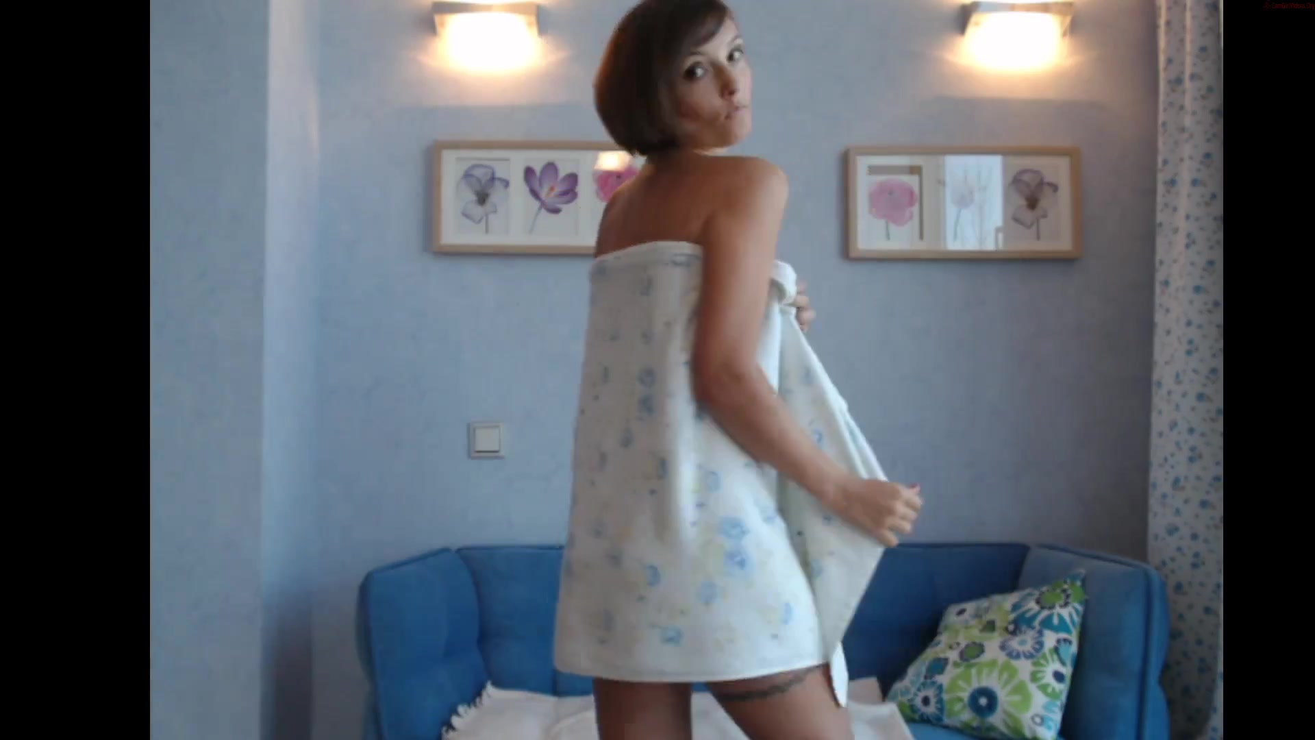 yana_lolita short haired camwhores oil & towel Chaturbate nude cam