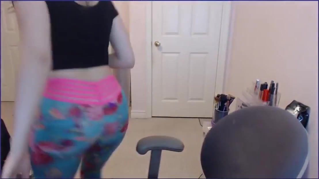 pokimane big tight booty tease leaked twitch streamer video