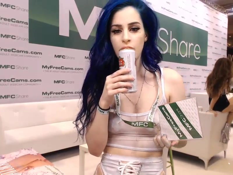 Kati3kat MFC - AVN AEE Expo Live Show