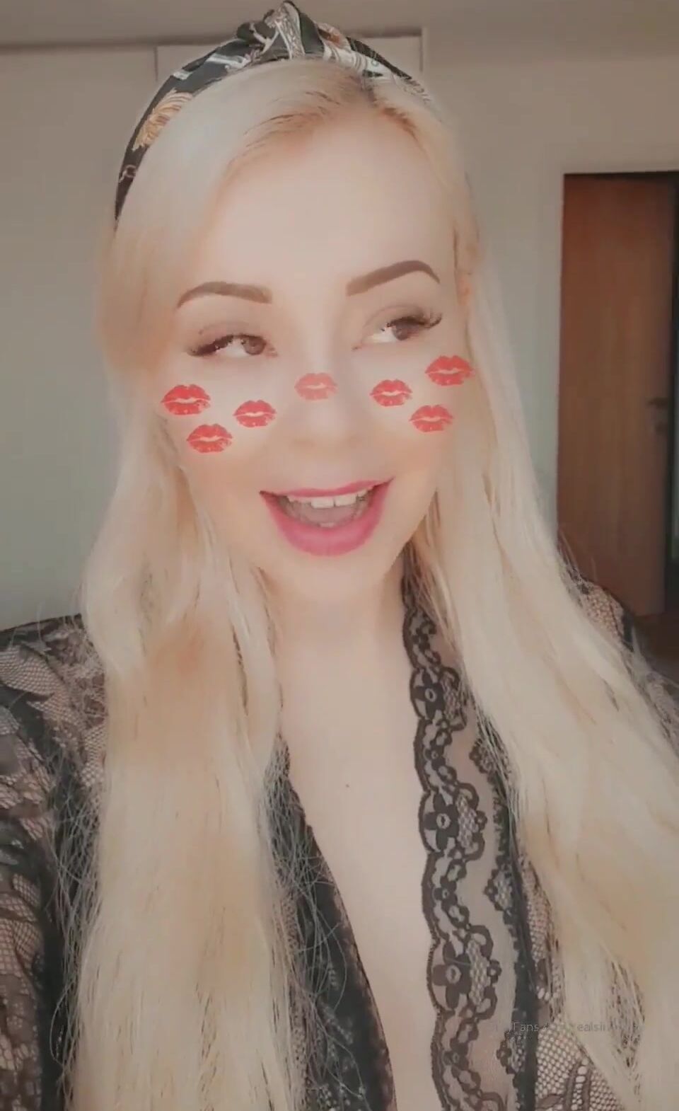 OnlyFans Sindy Squirts 18 yo Pussy @realsindyday part1 (58)