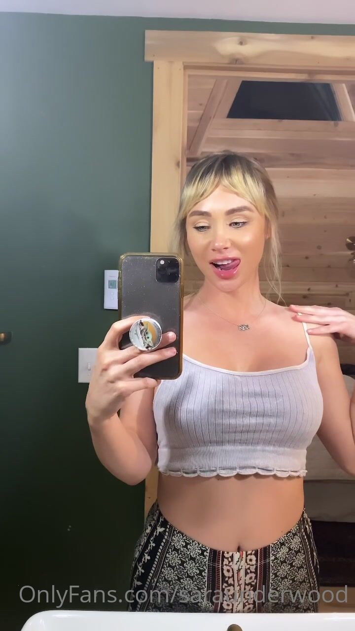 sara jean underwood – nipple show