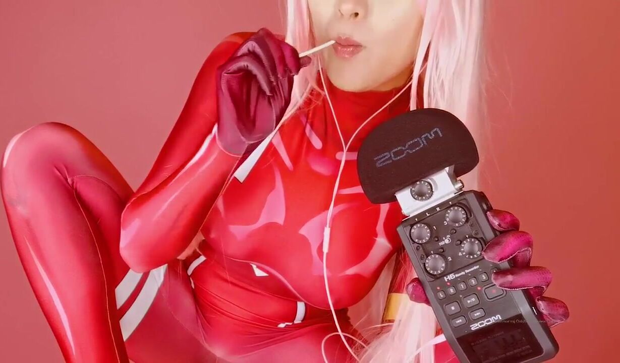 misswarmj zero two boobies squeezing asmr