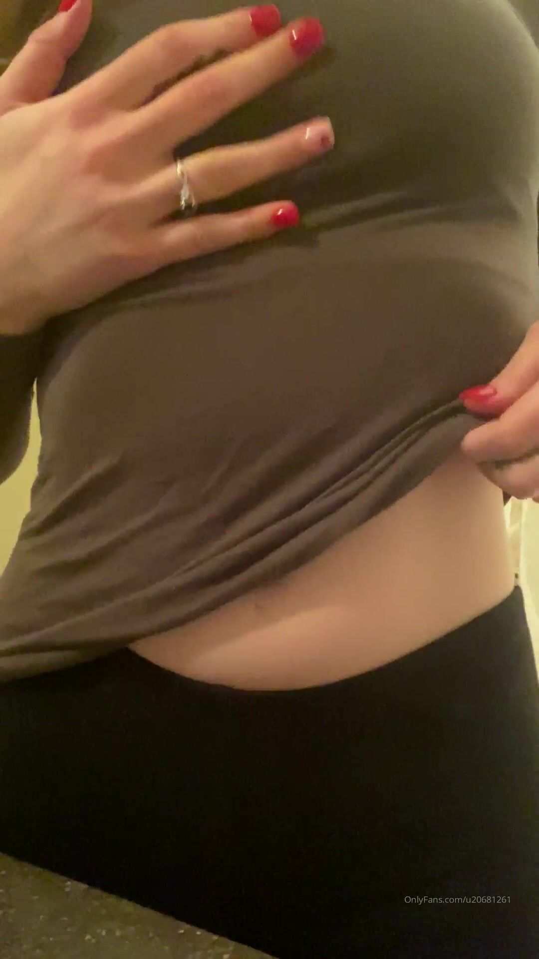 kenzieaaliyahxo 19 02 2020 22658970 who wants to watch me touch myself like this onlyfans xxx porn videos