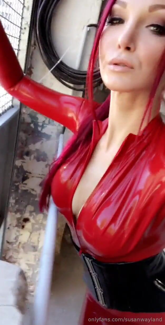 susanwayland red darling