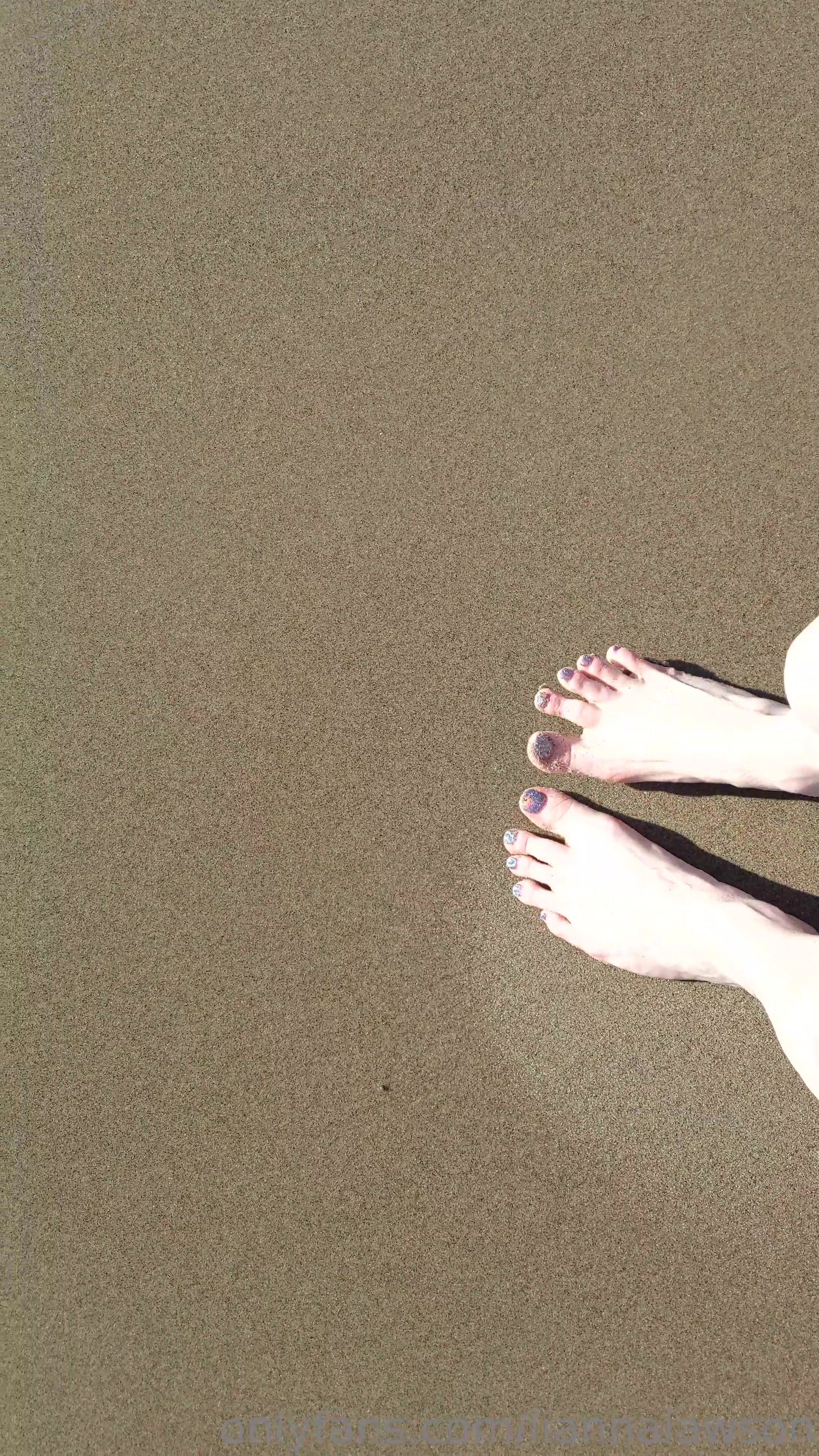 liannalawson cooling off at the beach