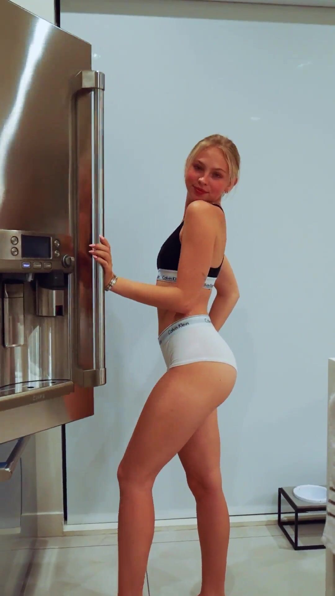 jordyn jones teasing