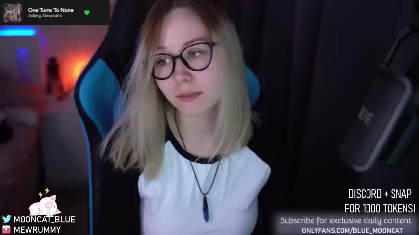 blue_mooncat Chaturbate adult cam porn videos