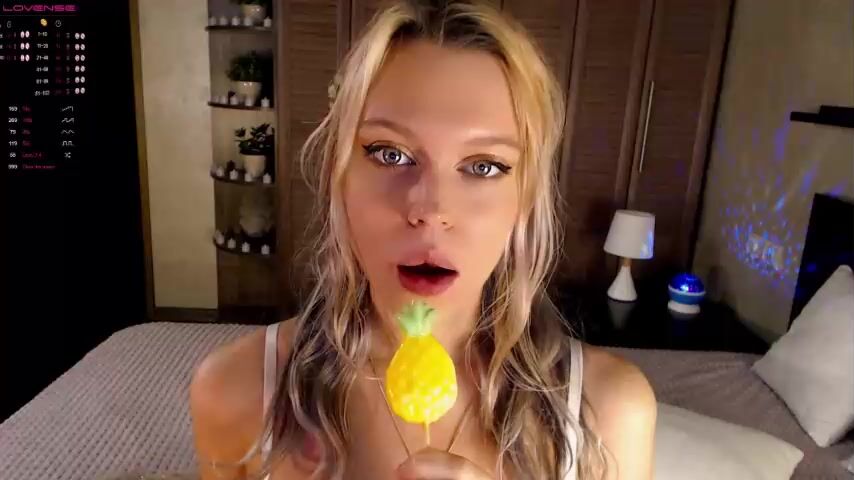 webqueenz Chaturbate nude porn video