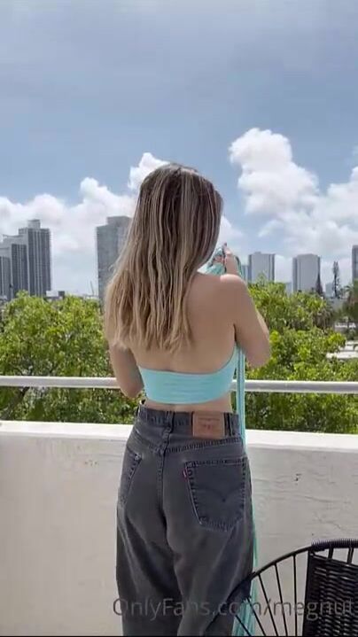 Megnutt02 Onlyfans Topless Balcony XXX Videos Leaked