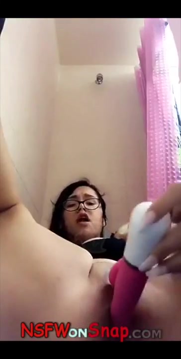 Slutty Baby Tiger close view dildo masturbation snapchat free