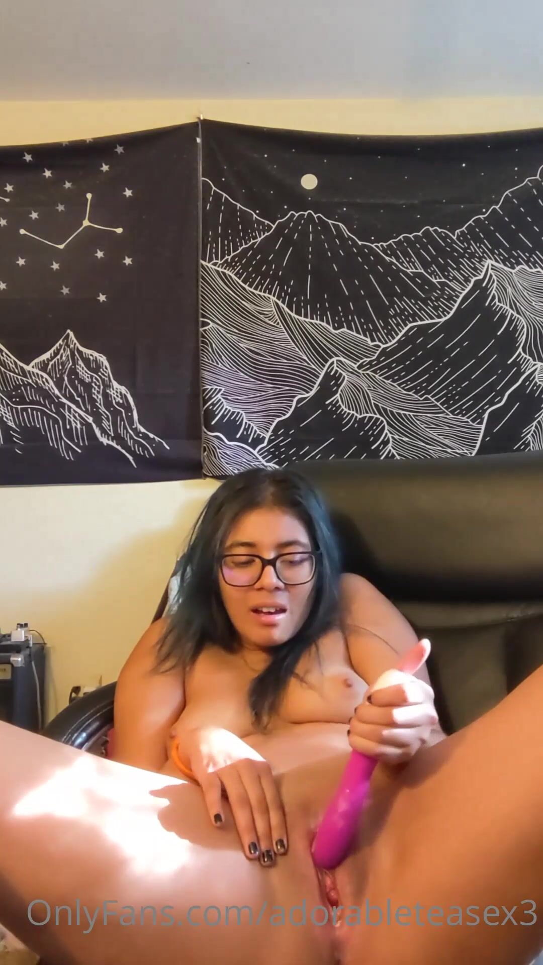 adorableteasex3 ya girl is dying of laughter because someone tried to refund their entire sub time but onl xxx onlyfans porn video