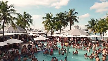 hollyhotwife 8 min vid dante s pool party topless & groped at fantasy fest xxx onlyfans porn video