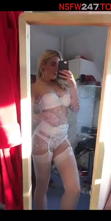 Rosa Brighid outfit teasing snapchat free