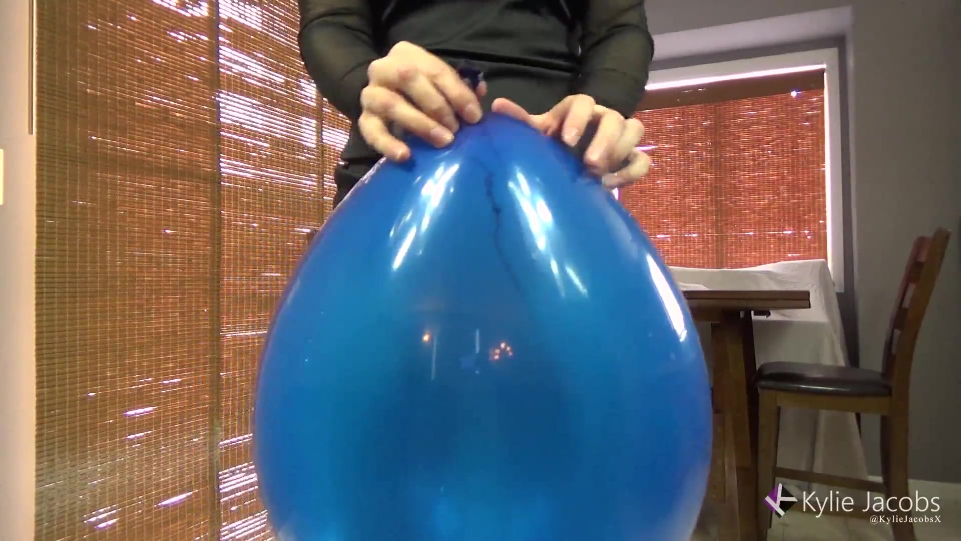 kylie jacobs balloon kylies blue 17 inch blow2pop – pantyhose, boots, balloons b2p | ManyVids porn videos