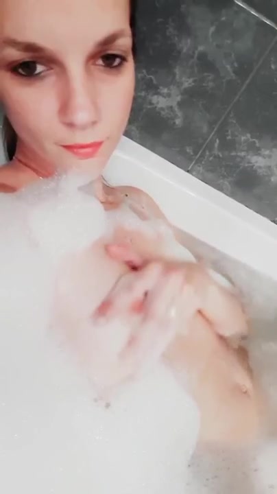 Missi Gotta keep those titties clean - OnlyFans free porn