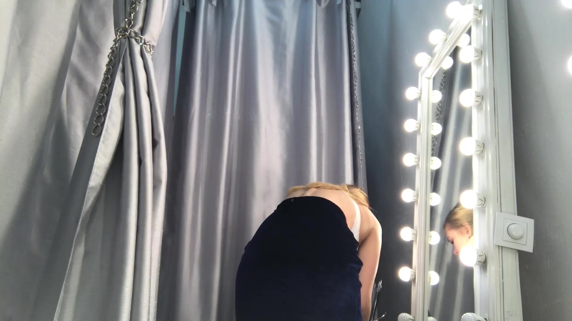 vera1995 BJ in fitting room public blowjob porn video manyvids